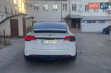 Позашляховик / Кросовер Tesla Model X 2022 в 