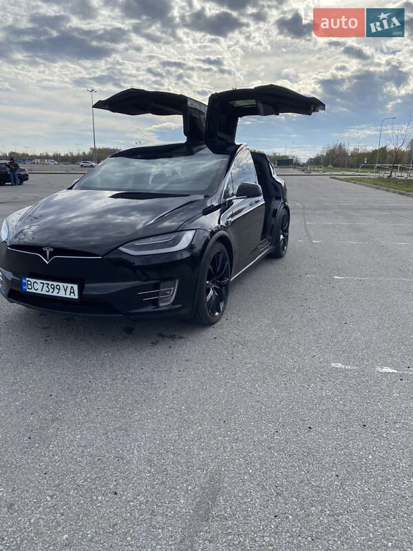 Внедорожник / Кроссовер Tesla Model X 2016 в Одессе