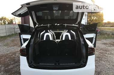 Внедорожник / Кроссовер Tesla Model X 2018 в 