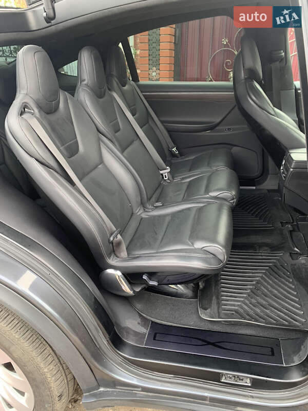 Внедорожник / Кроссовер Tesla Model X 2016 в Белой Церкви фото 12 Внедорожник / Кроссовер Tesla Model X 2016 в Белой Церкви