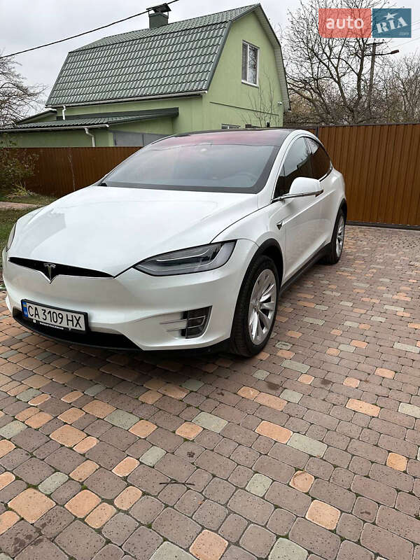 Внедорожник / Кроссовер Tesla Model X 2020 в Черкассах