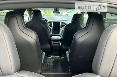 Внедорожник / Кроссовер Tesla Model X 2017 в Киеве