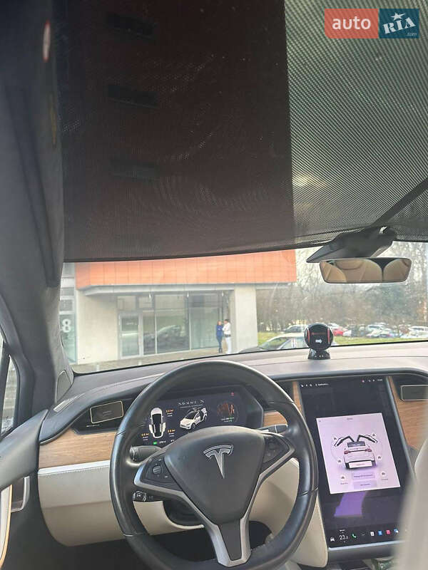 Позашляховик / Кросовер Tesla Model X 2019 в Києві