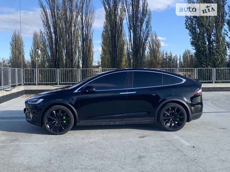 Позашляховик / Кросовер Tesla Model X 2018 в Києві