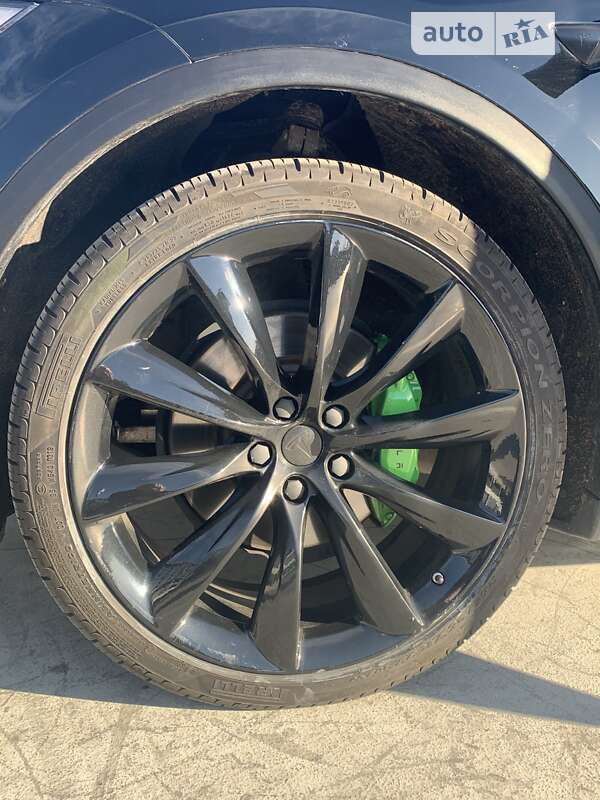 Позашляховик / Кросовер Tesla Model X 2018 в Києві