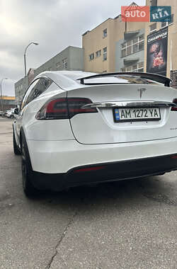 Внедорожник / Кроссовер Tesla Model X 2020 в 