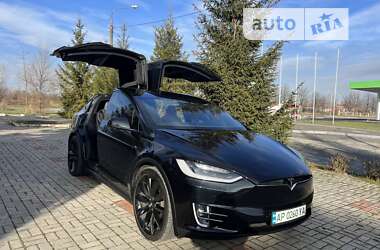 Позашляховик / Кросовер Tesla Model X 2017 в Дніпрі