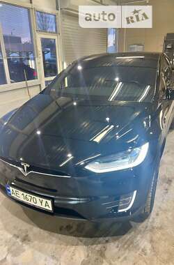 Позашляховик / Кросовер Tesla Model X 2019 в Дніпрі