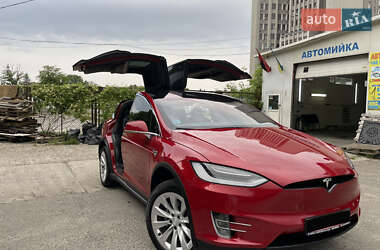 Позашляховик / Кросовер Tesla Model X 2017 в 