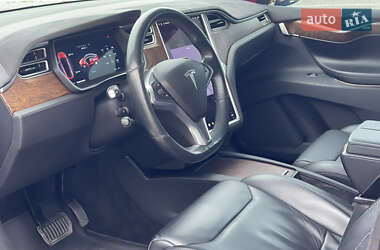 Позашляховик / Кросовер Tesla Model X 2017 в 