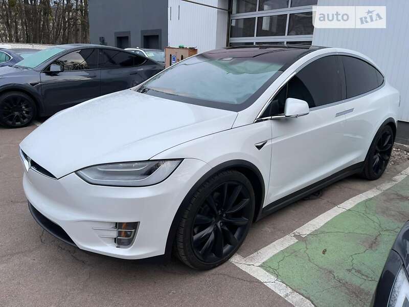 Позашляховик / Кросовер Tesla Model X 2020 в Дніпрі