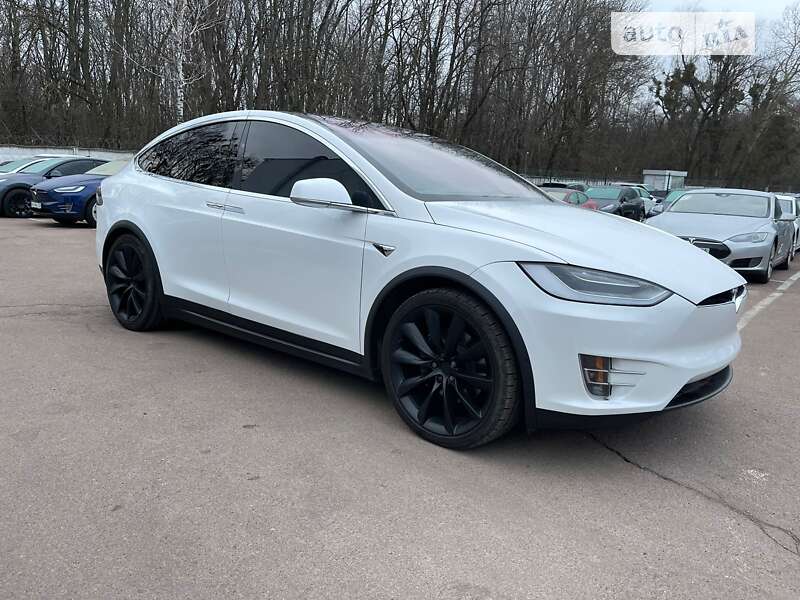 Позашляховик / Кросовер Tesla Model X 2020 в Дніпрі