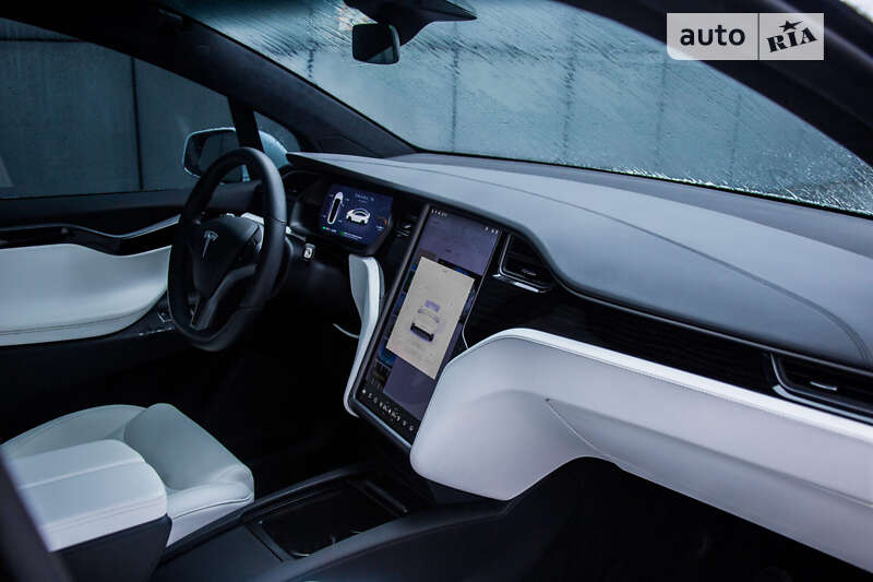 Позашляховик / Кросовер Tesla Model X 2020 в Дніпрі