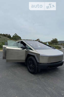 Внедорожник / Кроссовер Tesla Model X 2024 в 