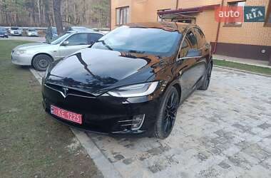 Внедорожник / Кроссовер Tesla Model X 2017 в 