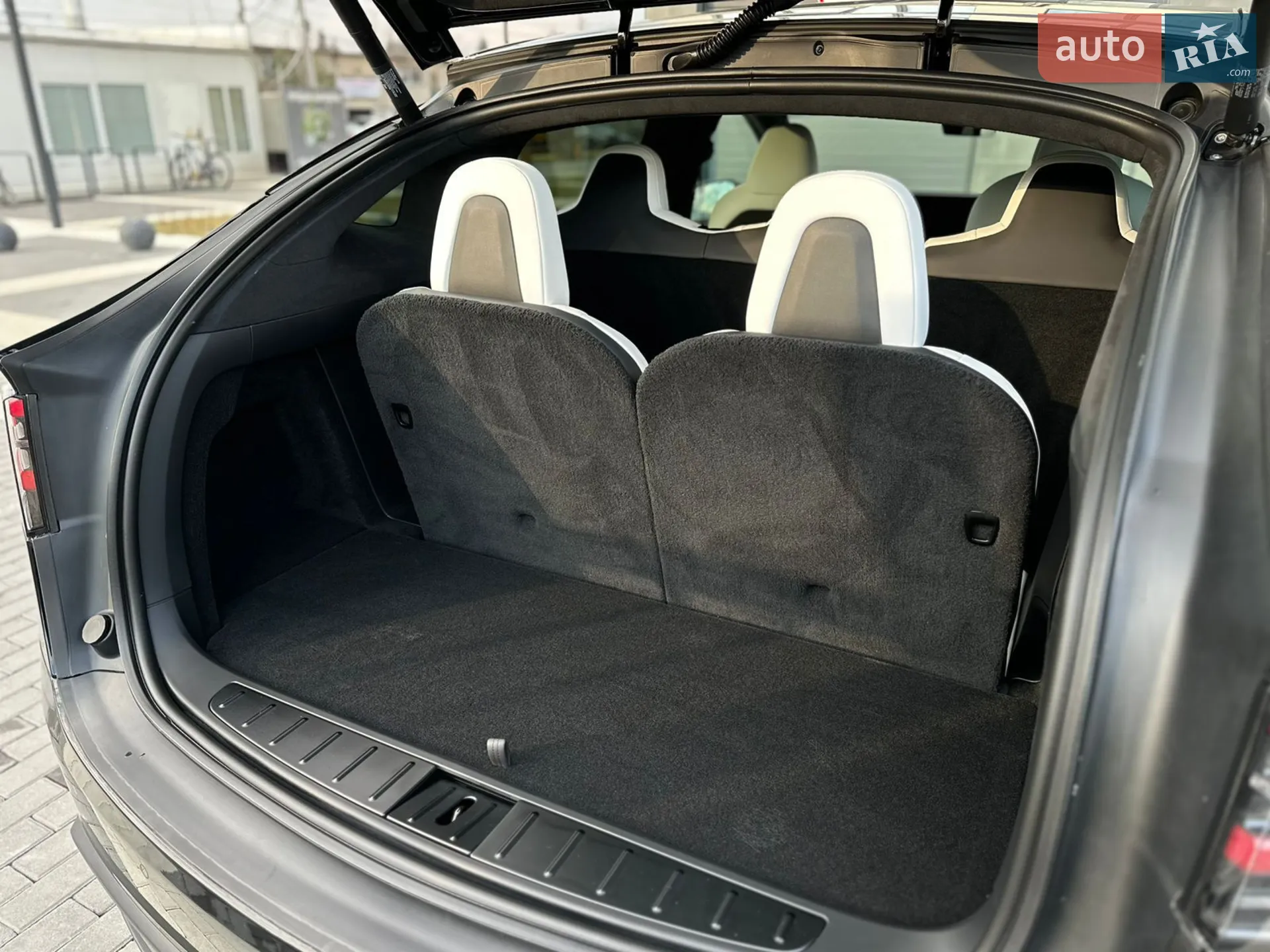 2023 Tesla Model X - мініатюра 20