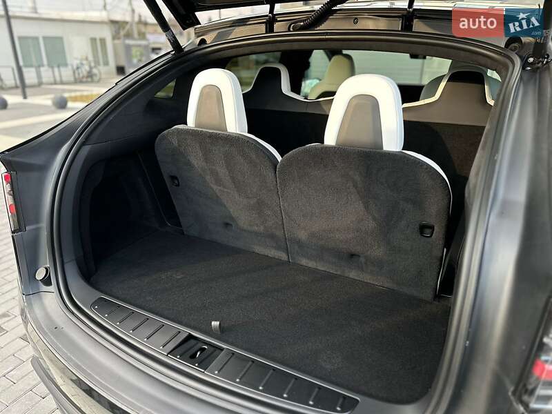 Позашляховик / Кросовер Tesla Model X 2023 в Львові