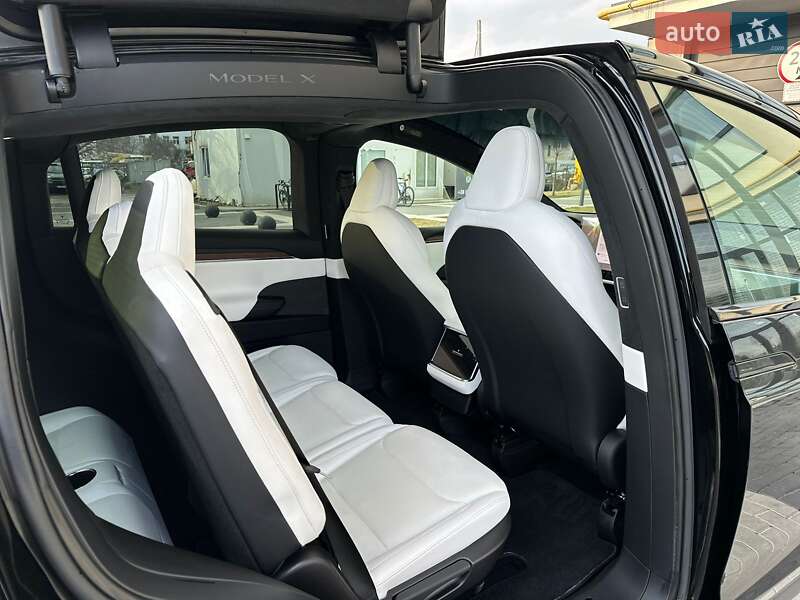Позашляховик / Кросовер Tesla Model X 2023 в Львові
