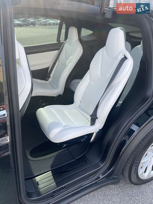 Внедорожник / Кроссовер Tesla Model X 2017 в Харькове