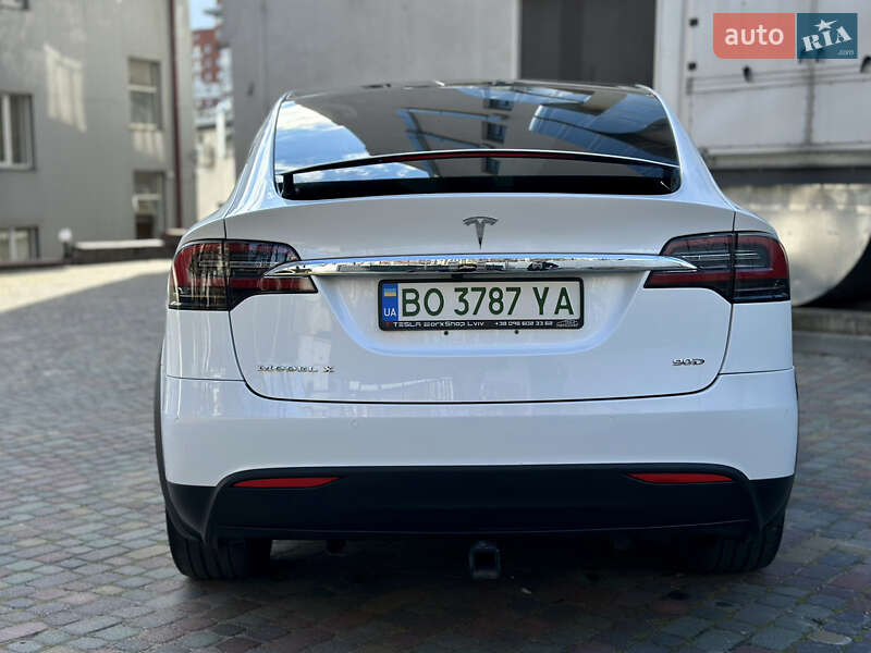 Внедорожник / Кроссовер Tesla Model X 2016 в Тернополе