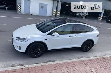 Внедорожник / Кроссовер Tesla Model X 2020 в Киеве