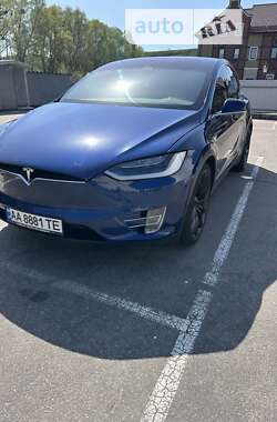 Позашляховик / Кросовер Tesla Model X 2018 в Києві