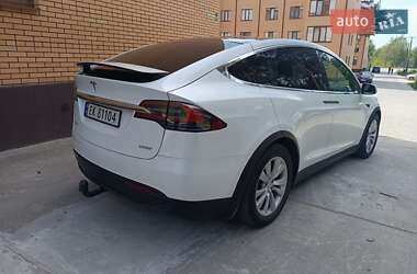 Внедорожник / Кроссовер Tesla Model X 2018 в 