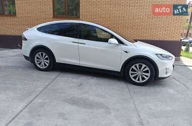 Внедорожник / Кроссовер Tesla Model X 2018 в 