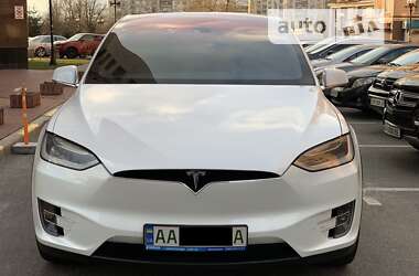 Позашляховик / Кросовер Tesla Model X 2016 в Києві