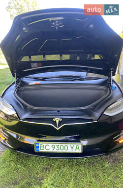 Внедорожник / Кроссовер Tesla Model X 2017 в Жовкве фото 10 Внедорожник / Кроссовер Tesla Model X 2017 в Жовкве