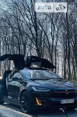 Позашляховик / Кросовер Tesla Model X 2017 в Львові