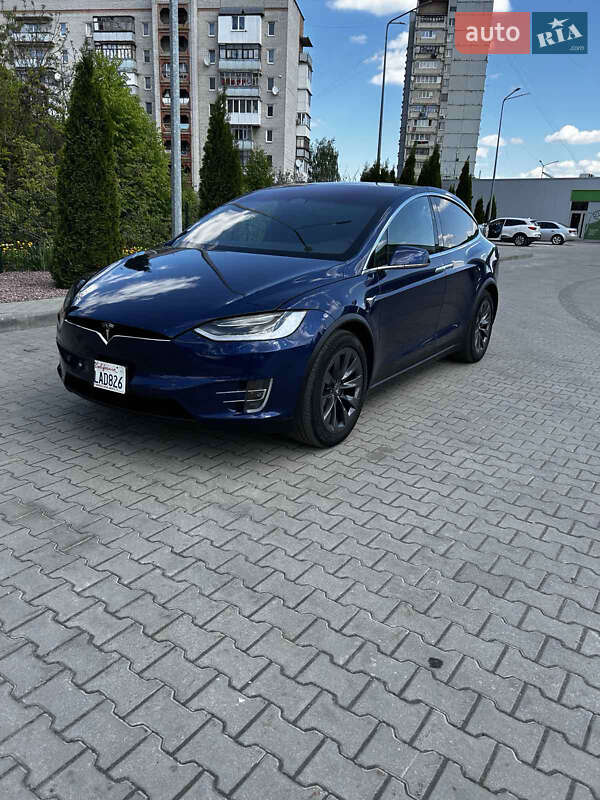 Внедорожник / Кроссовер Tesla Model X 2018 в Житомире