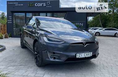 Tesla Model X 2020