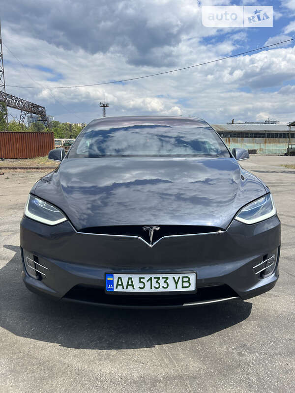 Внедорожник / Кроссовер Tesla Model X 2018 в Киеве