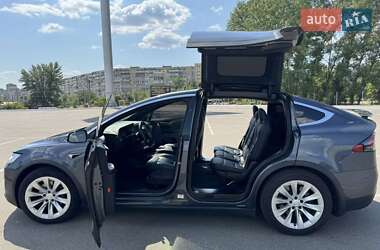 Внедорожник / Кроссовер Tesla Model X 2017 в 