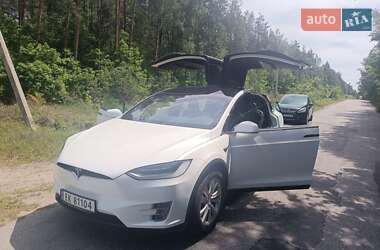 Внедорожник / Кроссовер Tesla Model X 2018 в 