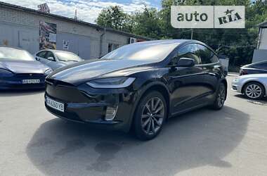 Tesla Model X 2020