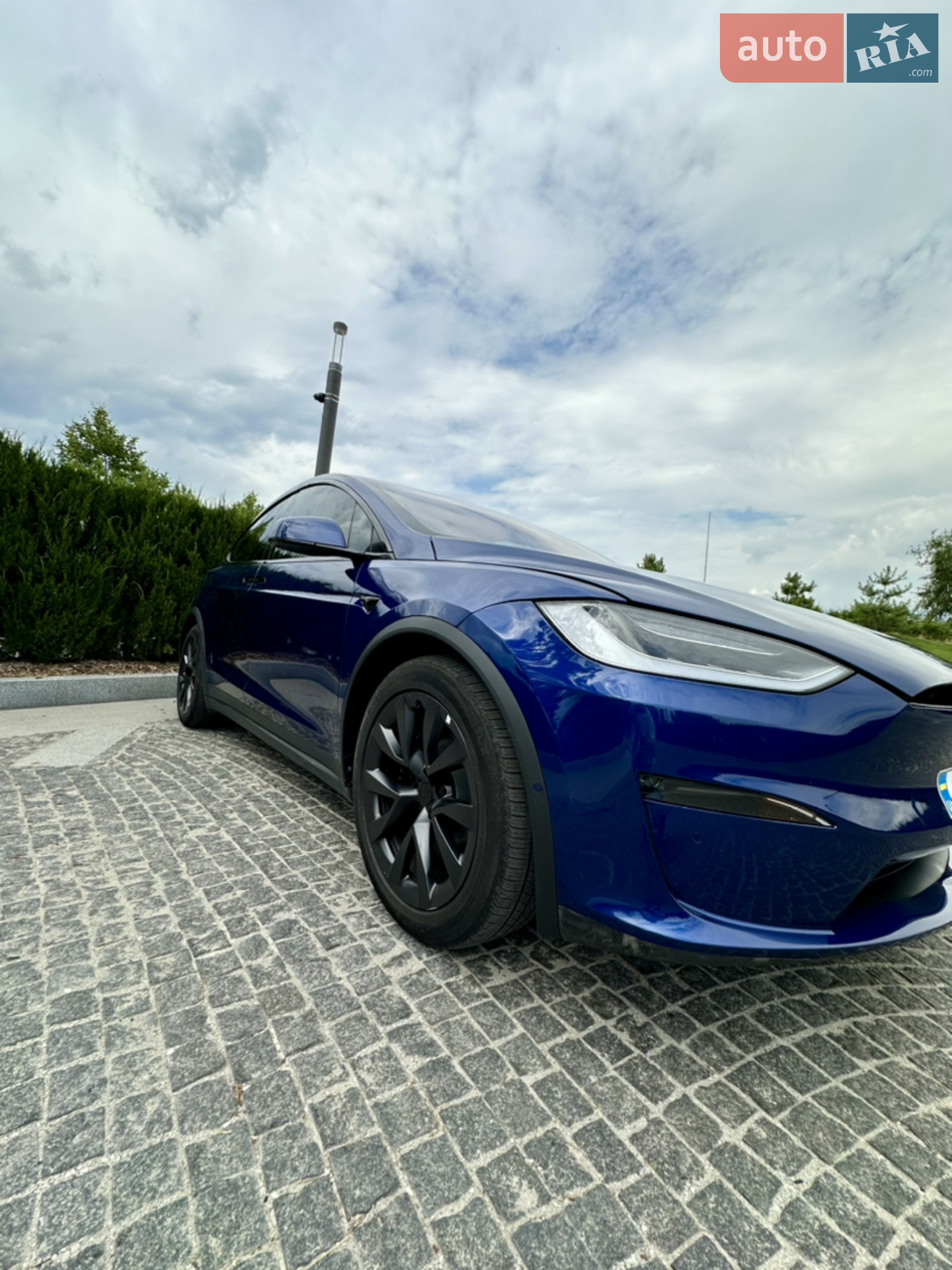 2022 Tesla Model X - мініатюра 9