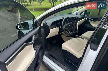 Внедорожник / Кроссовер Tesla Model X 2018 в Киеве