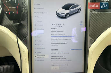 Позашляховик / Кросовер Tesla Model X 2018 в 