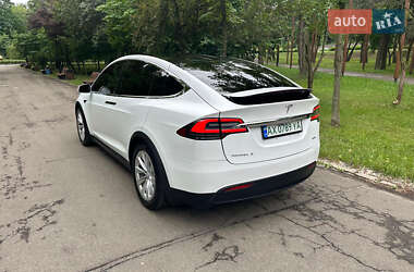 Внедорожник / Кроссовер Tesla Model X 2018 в Киеве