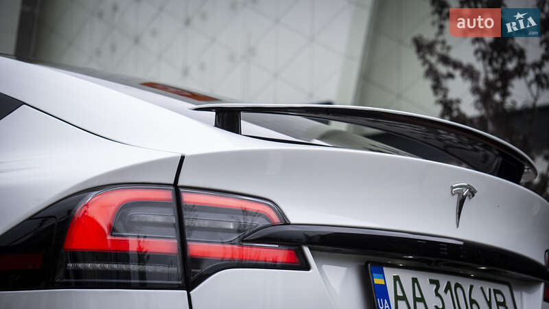 Позашляховик / Кросовер Tesla Model X 2022 в Києві фото 17 Позашляховик / Кросовер Tesla Model X 2022 в Києві