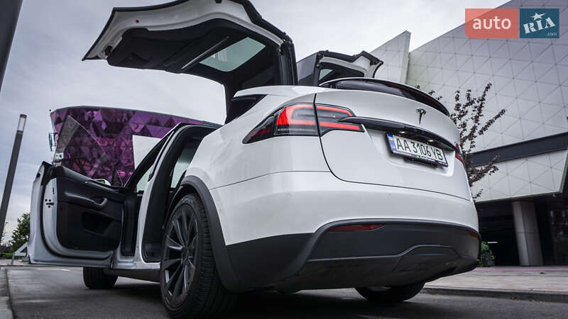 Позашляховик / Кросовер Tesla Model X 2022 в Києві фото 32 Позашляховик / Кросовер Tesla Model X 2022 в Києві