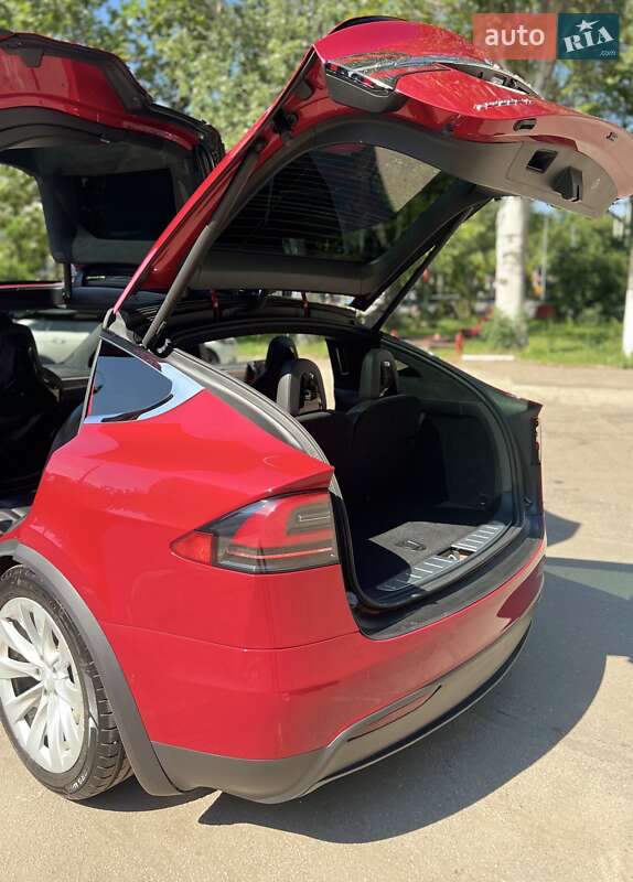 Внедорожник / Кроссовер Tesla Model X 2016 в Одессе