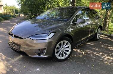 Внедорожник / Кроссовер Tesla Model X 2016 в 