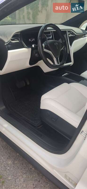 Позашляховик / Кросовер Tesla Model X 2018 в Запоріжжі