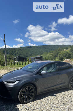 Tesla Model X 2022