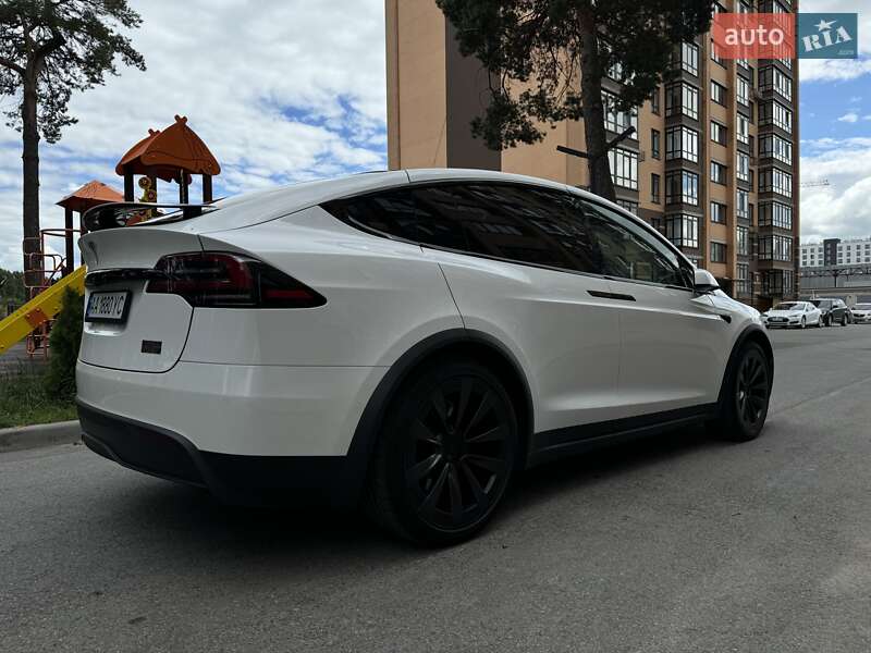 Позашляховик / Кросовер Tesla Model X 2022 в Чернігові