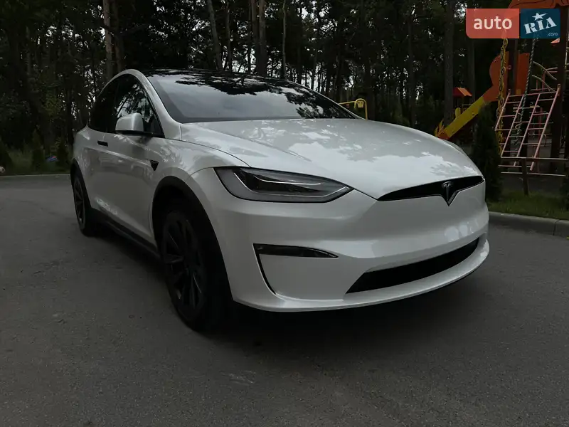 Tesla Model X
