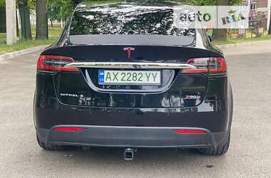 Позашляховик / Кросовер Tesla Model X 2016 в Харкові